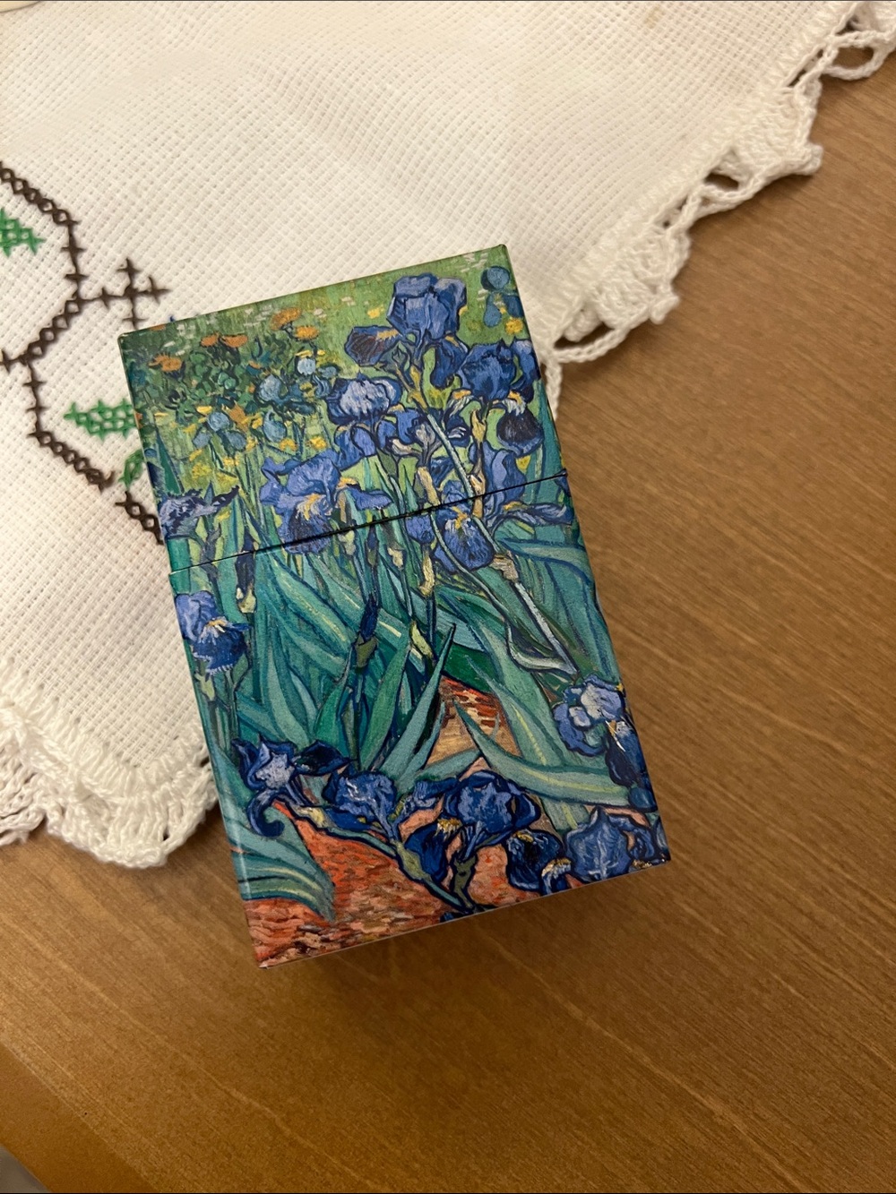 Cigarette box cover